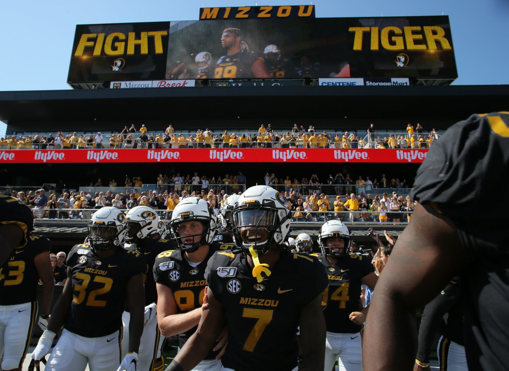 West Virginia Mountaineers vs Missouri Tigers